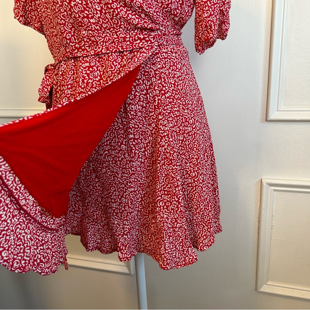 Reformation Monica viscose wrap dress sz L - Picture 4 of 9